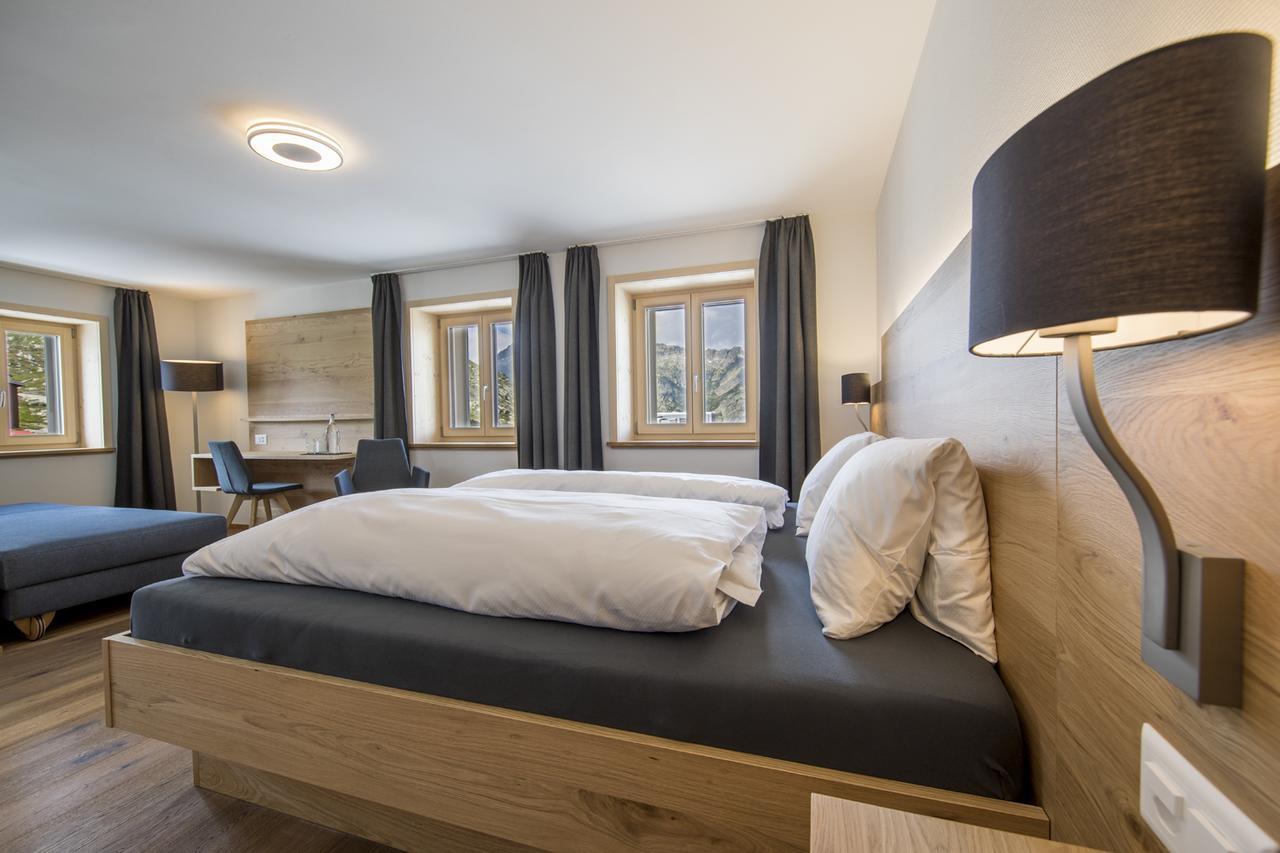 Hotel Grimsel Passhoehe Oberwald Bagian luar foto