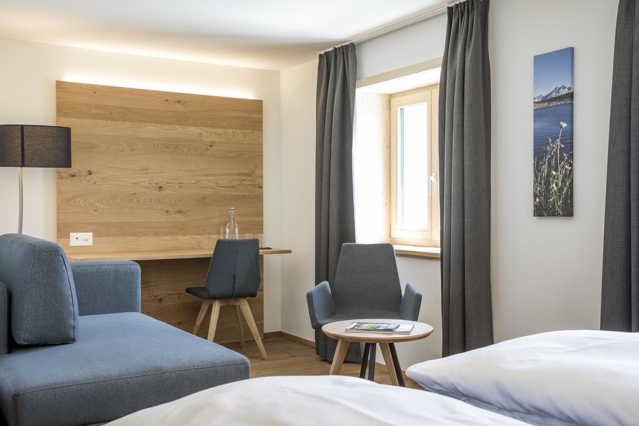 Hotel Grimsel Passhoehe Oberwald Bagian luar foto